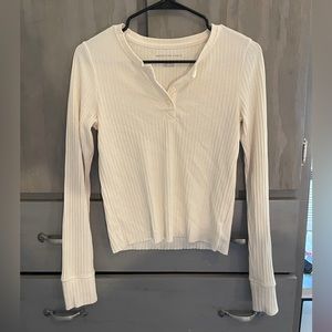 American Eagle Cropped Long Sleeve